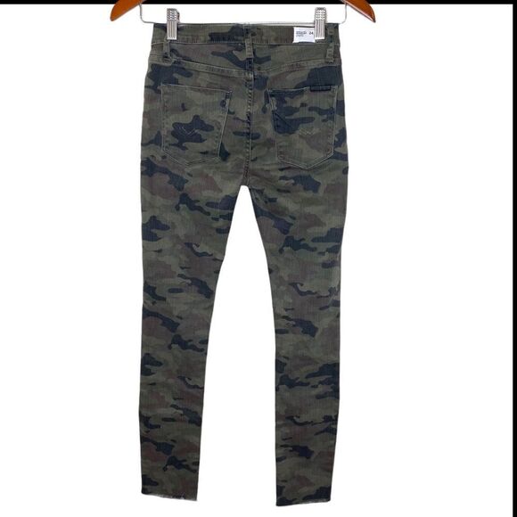 hudson Barbara High Rise Skinny Jeans in Camo - Picture 6 of 13